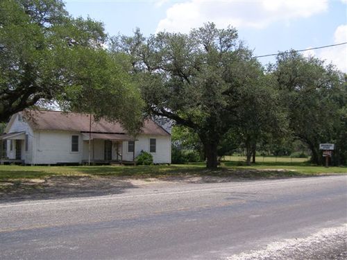 Speaks, Texas - Bradbury store and Post Office