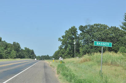 Bassett TX road sign