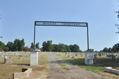 Bogata TX - Bogata Cemetery 