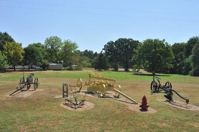 Boxelder TX - Farm Tools