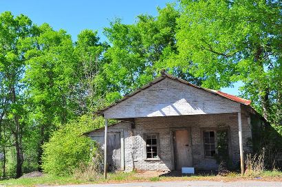 Caledonia TX - Closed Store