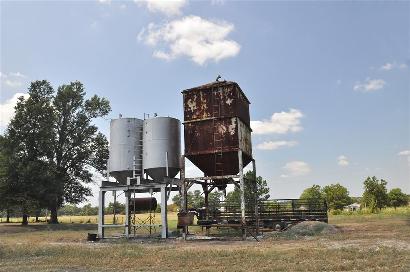 Bowie County TX - College Hill  country scene