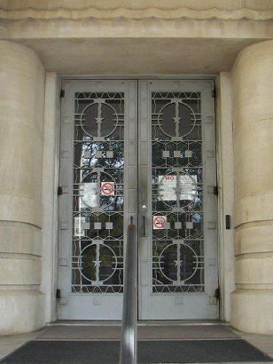 Conroe TX - 1936 Montgomery County Courthouse  art deco entrance 