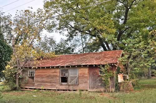 Dialville Texas old house with tin roof