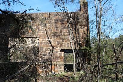 Elkhart, Texas schoolhouse ruin