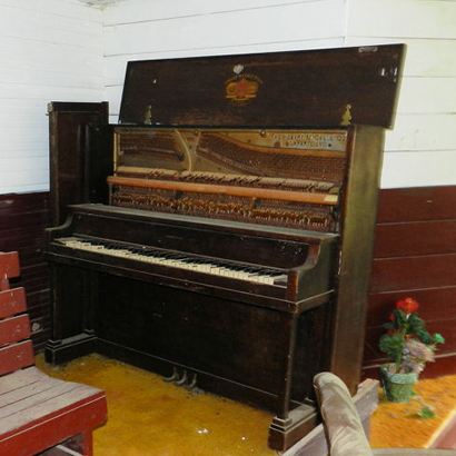 Fodice TX - Mt Pleasant CME Church piano
