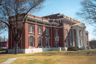 TX - 1914 Trinity County Courthouse, Groveton