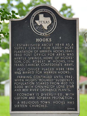 Hooks TX Historic Marker