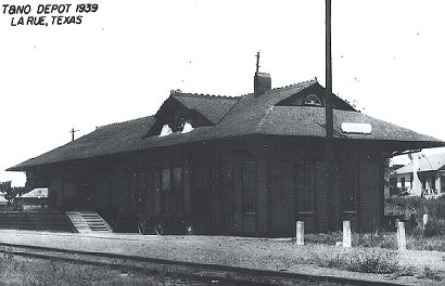 LaRue, TX - depot