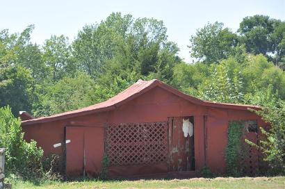 Liberty TX,  Red River County - White Horse