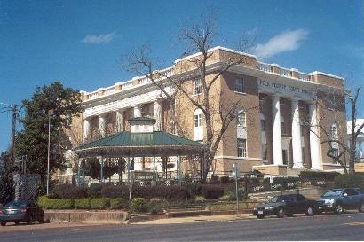  Livingston Texas  - Polk County 1923 courthouse