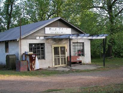 Former Post Office in Lodi Texas