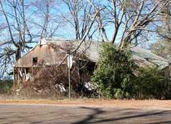 Looneyville Texas - Burnt Looneyville gas station