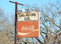 Looneyville Texas - Old Looneyville Grocery Coca Cola sign