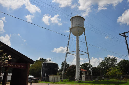 Naples Texas Water tower