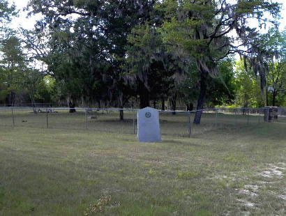 Newport Tx - Cemetery & Centennial Marker