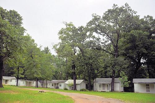 Noonday TX cabins