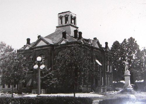 1889 Cherokee County Courthouse, Rusk Texas 