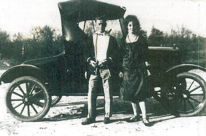 Seymore TX - Lonnie Crabb and Lola Green 1925-1926