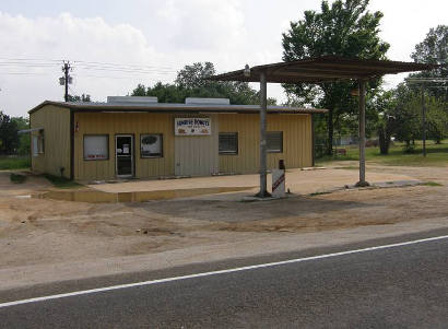 Slocum Tx - Donut Shop