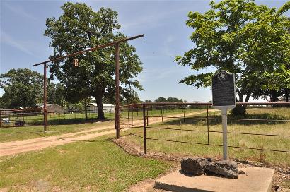 Stamps TX - Stamps School Historical Marker