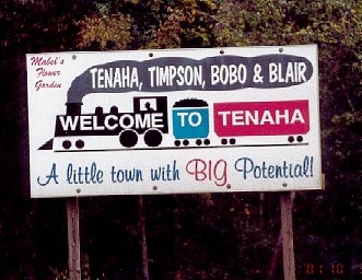 Tenaha Texaswelcome sign showing "Tehaha, Timpson, Bobo and Blair"