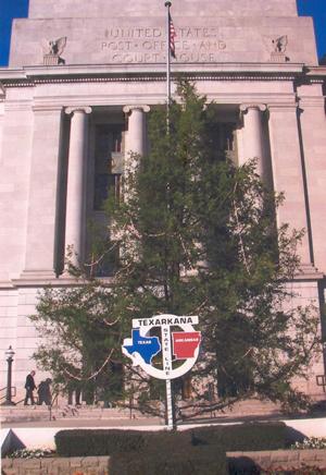 US Post Office and Courthouse Texarkana  state line