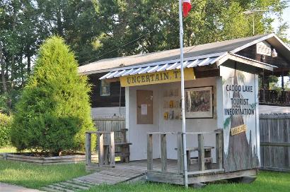 Uncertain Texas - Tourist Information