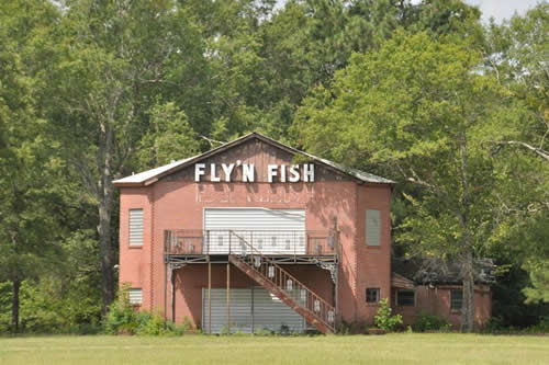 Uncertain TX - Fly'N Fish, Beer Smith's Caddo Lake Airport 