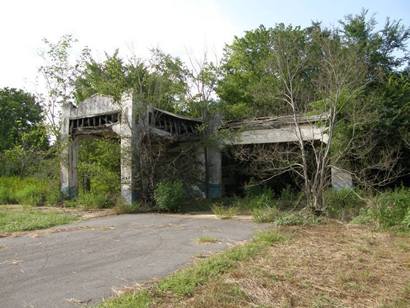 Wright City Texas closed gas station