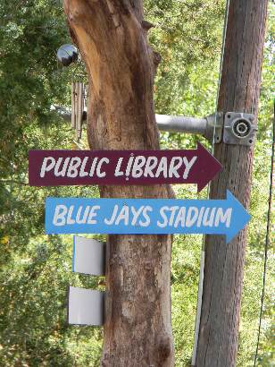 Florida Dunedin sign to Blue Jays Stadium