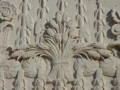 Corn and corn stalks  - Chickasaw Courthouse Architectural Detail