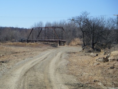 TX - Green Elm Cemetery Bridge dirt road