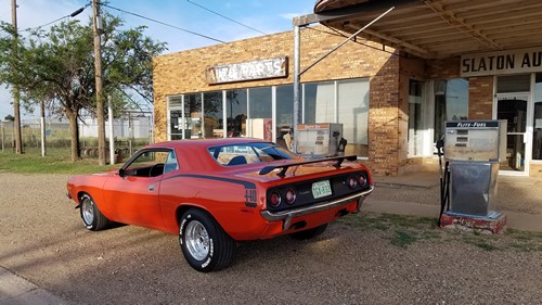 Slaton TX - Old Gas Station &amp; Auto Parts 