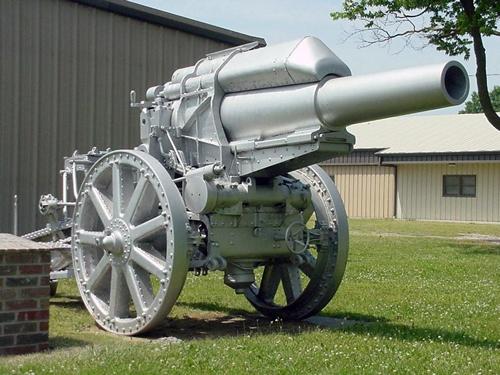 WWI Cannon in Cherryvale, Kansas