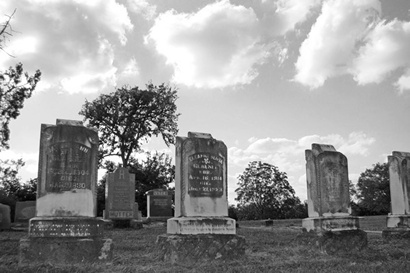Seguine, Texas - Riverside Cemetery  tombstones