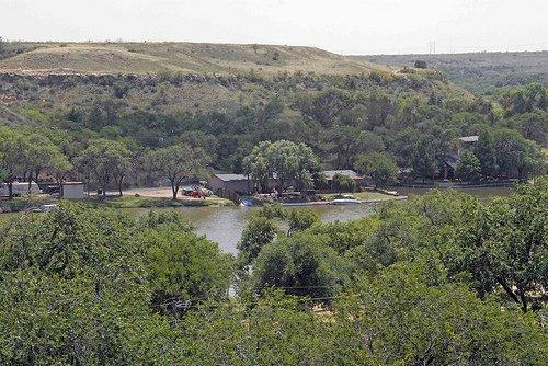 Buffalo Springs Lake