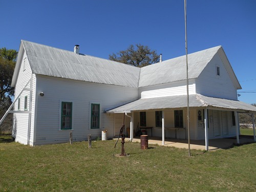 TX - Waring schoolhouse