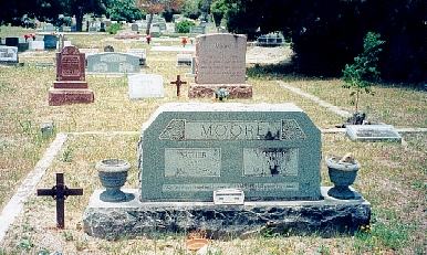 Center Point Cemetery - Texas Ranger Moore Grave 