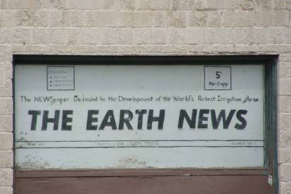 Earth Texas - The Earth New  Building