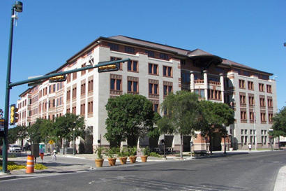 TX - Bexar County courthouse - Cadena Reeves Justice Center