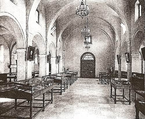 Alamo Museum interior