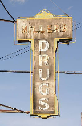 Cooper Tx - Millers Drug Store Neon