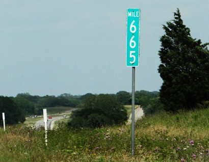 Texas Mile Marker 665 sign