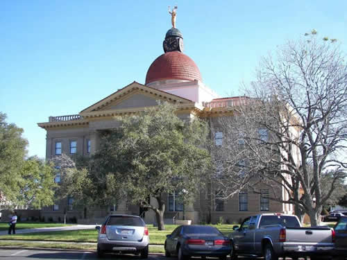 Bee County courthouse, Beeville, Texas