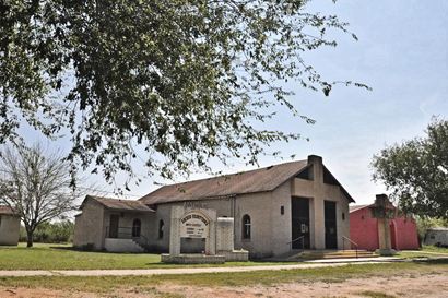 Bruni TX - Sacred Heart Church