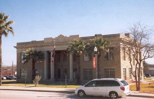 TX - Dimmit County Courthouse
