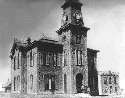 TX - 1884 La Salle County Courthouse , first