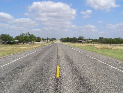 Denhawken TX Road