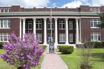 TX - Live Oak County Courthouse